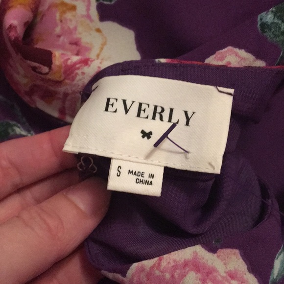 Flowy Purple Floral Dress With Bell Sleeves - Picture 6 of 6